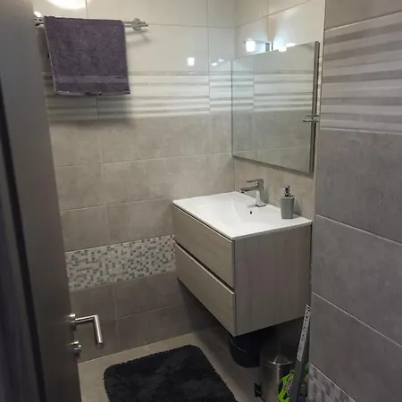 アパート Spilerapartman 2 *